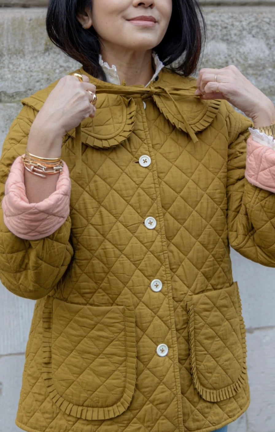 Matilda jacket in quilted cotton - reversible with detachable collar.